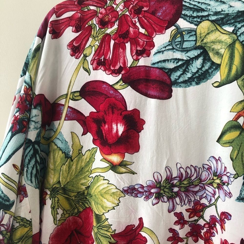 Iulla collection hibiscus 🌺 floral kimono - Picture 4 of 6